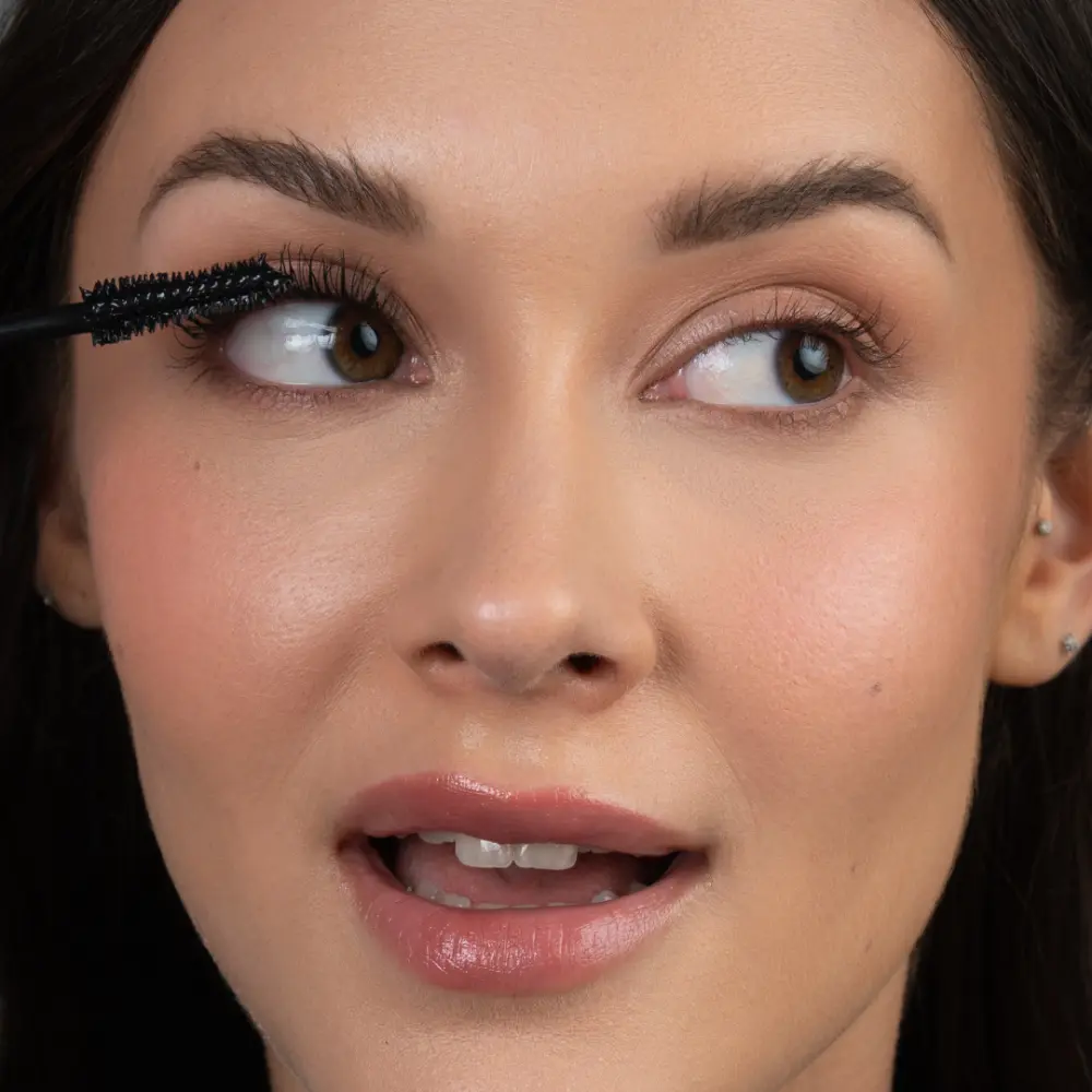 ماسكرا تكثيف وتطويل الرموش من لوكا – 01 Dark Black – 7 جرام